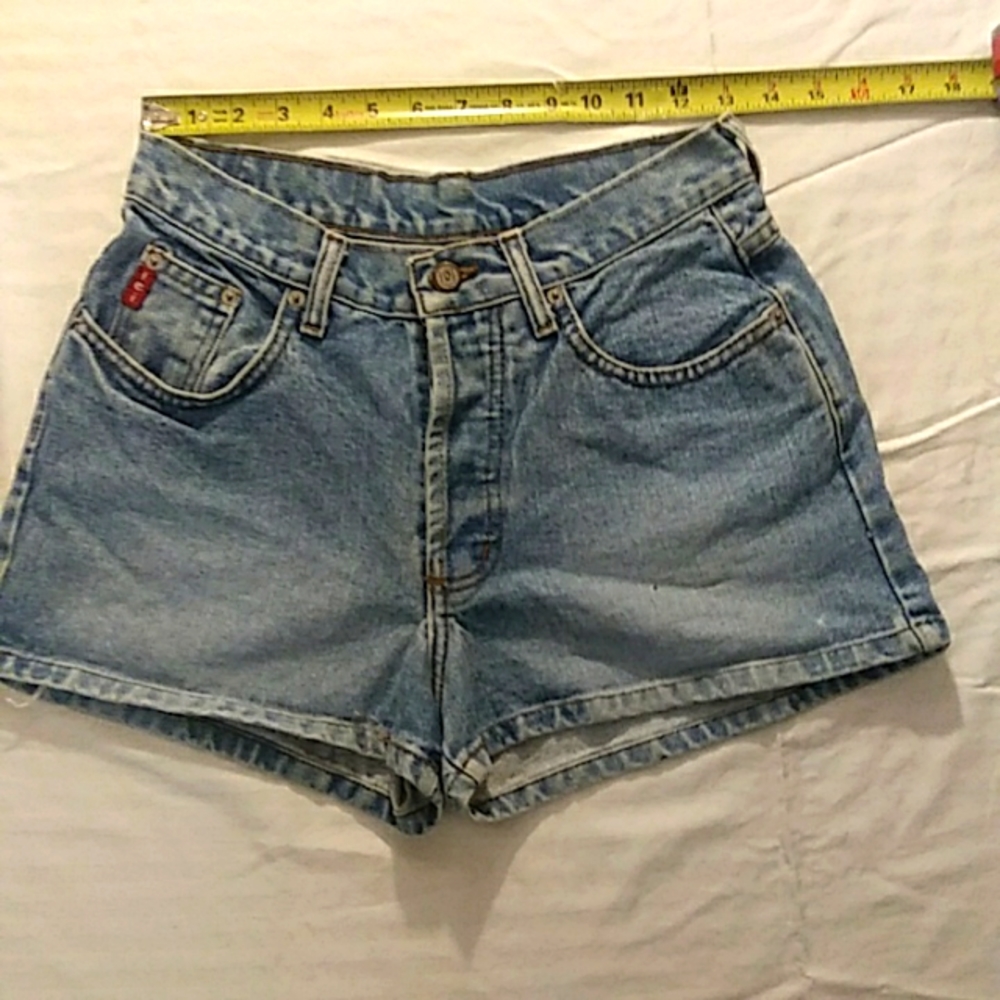 L.E.I. Juniors size 7 Blue Jeans Shorts